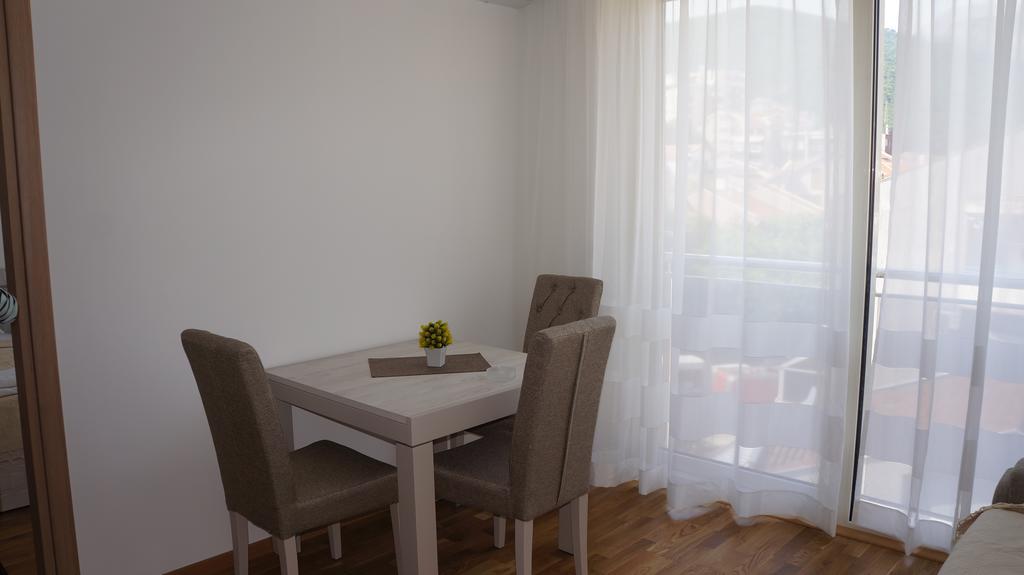 Apartments Lora Bokeljske Brigade Μπούντβα Εξωτερικό φωτογραφία