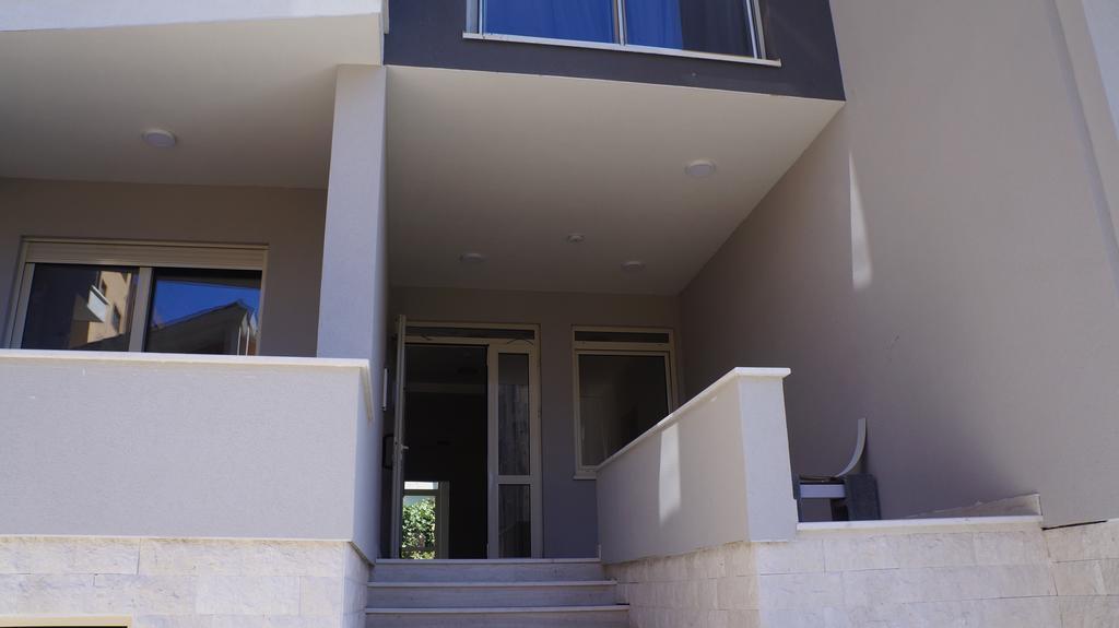 Apartments Lora Bokeljske Brigade Μπούντβα Εξωτερικό φωτογραφία